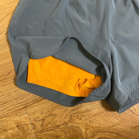 Nike shorts - Picture 3 of 3